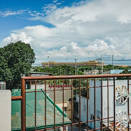 Jb Valdres Apartment Manila Bagian luar foto
