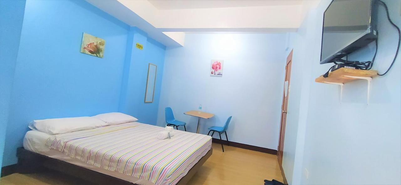 Jb Valdres Apartment Manila Bagian luar foto