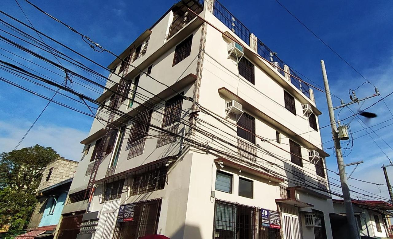 Jb Valdres Apartment Manila Bagian luar foto