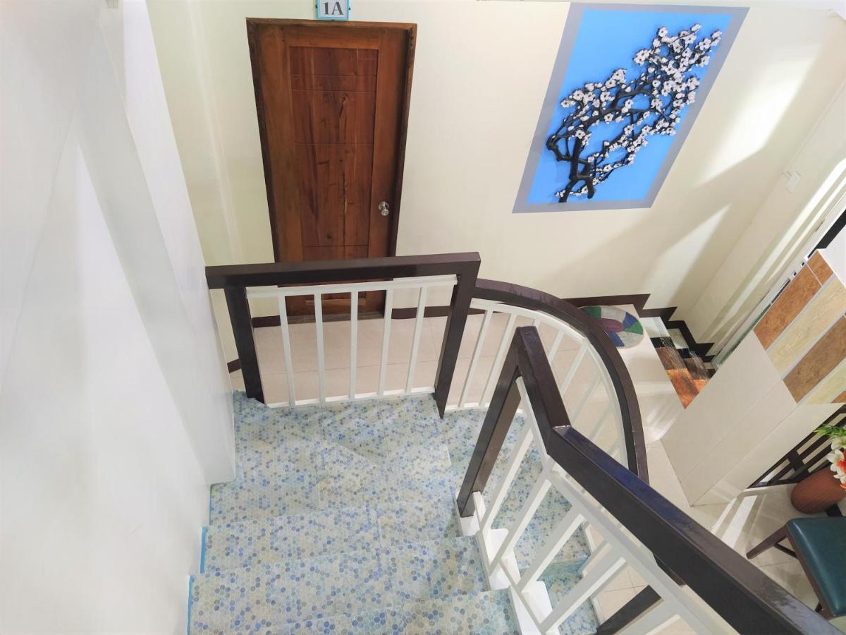 Jb Valdres Apartment Manila Bagian luar foto