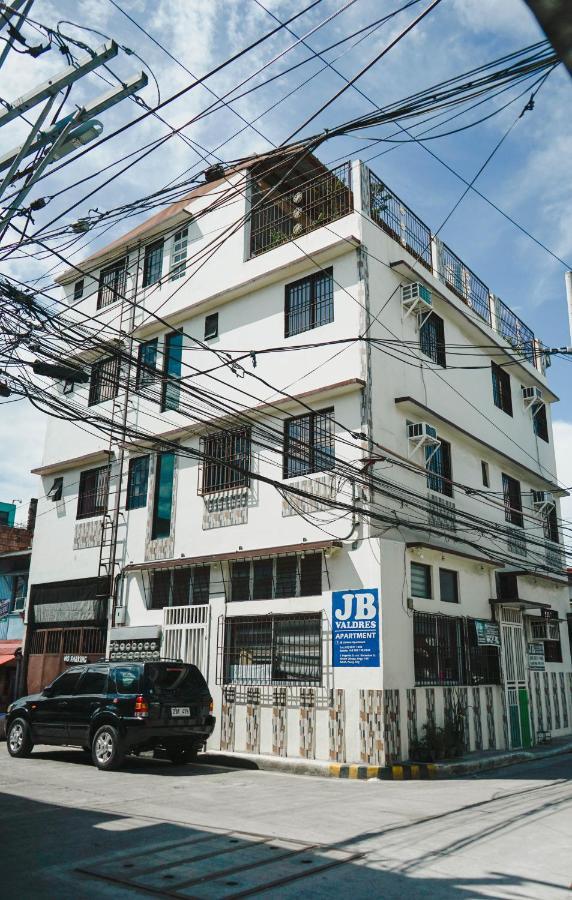 Jb Valdres Apartment Manila Bagian luar foto