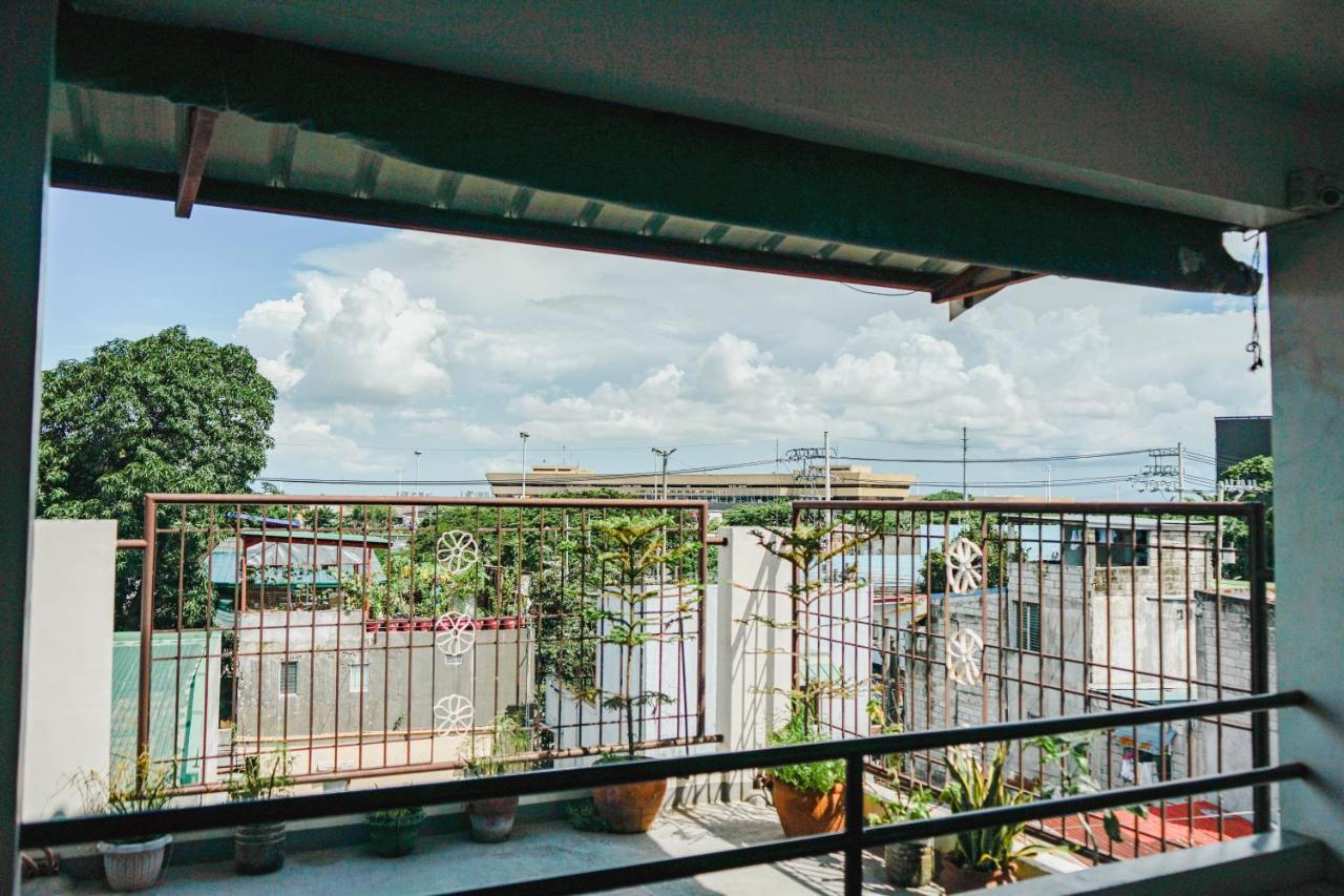 Jb Valdres Apartment Manila Bagian luar foto