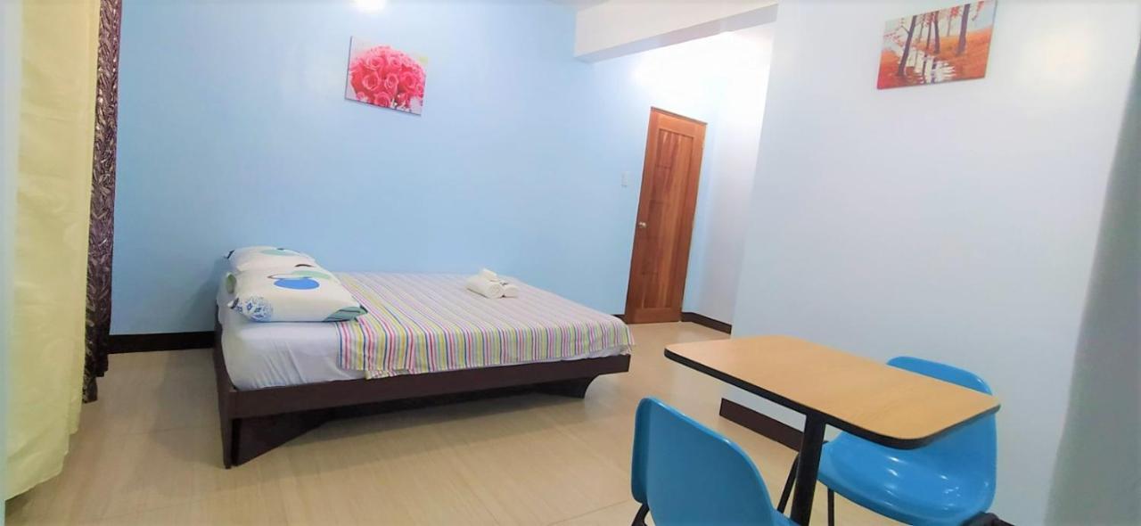 Jb Valdres Apartment Manila Bagian luar foto